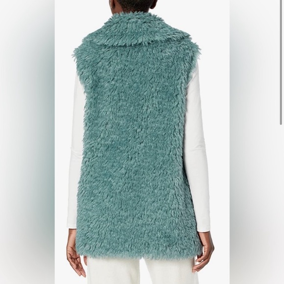 XL 🔖 UGG TAMMIE FAUX FUR VEST GREEN - Picture 4 of 11